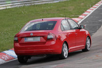 S0-La-Skoda-Rapid-surprise-sur-le-Nurburgring-263548.jpg