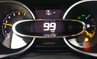 clio-09TCe-5MT-99kmh.jpg